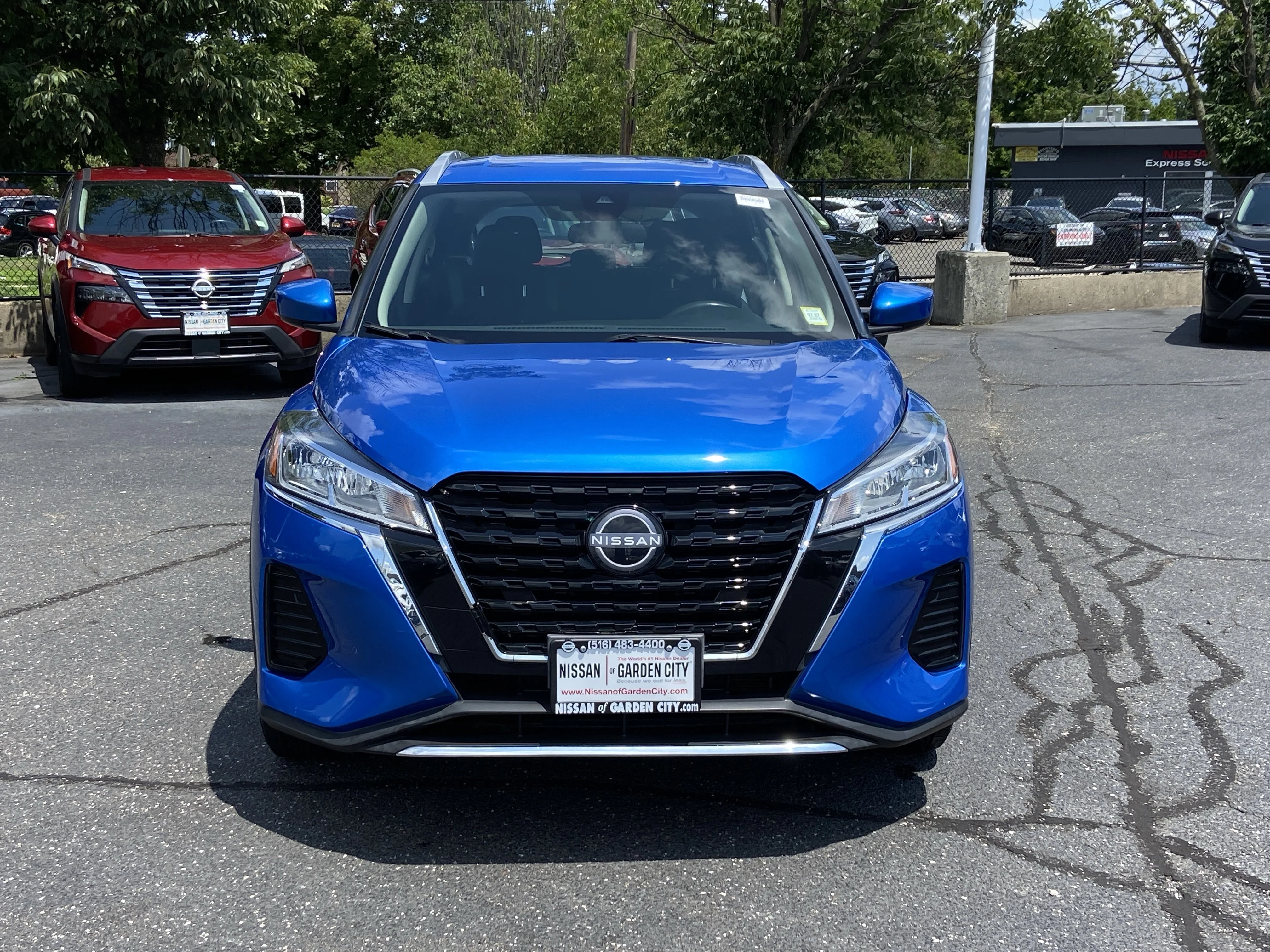 2023 Nissan Kicks SV - Photo 2