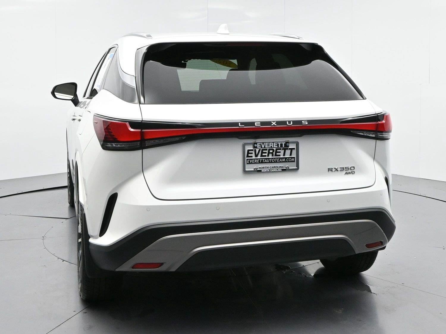 Used 2025 White Lexus RX 350 image 6