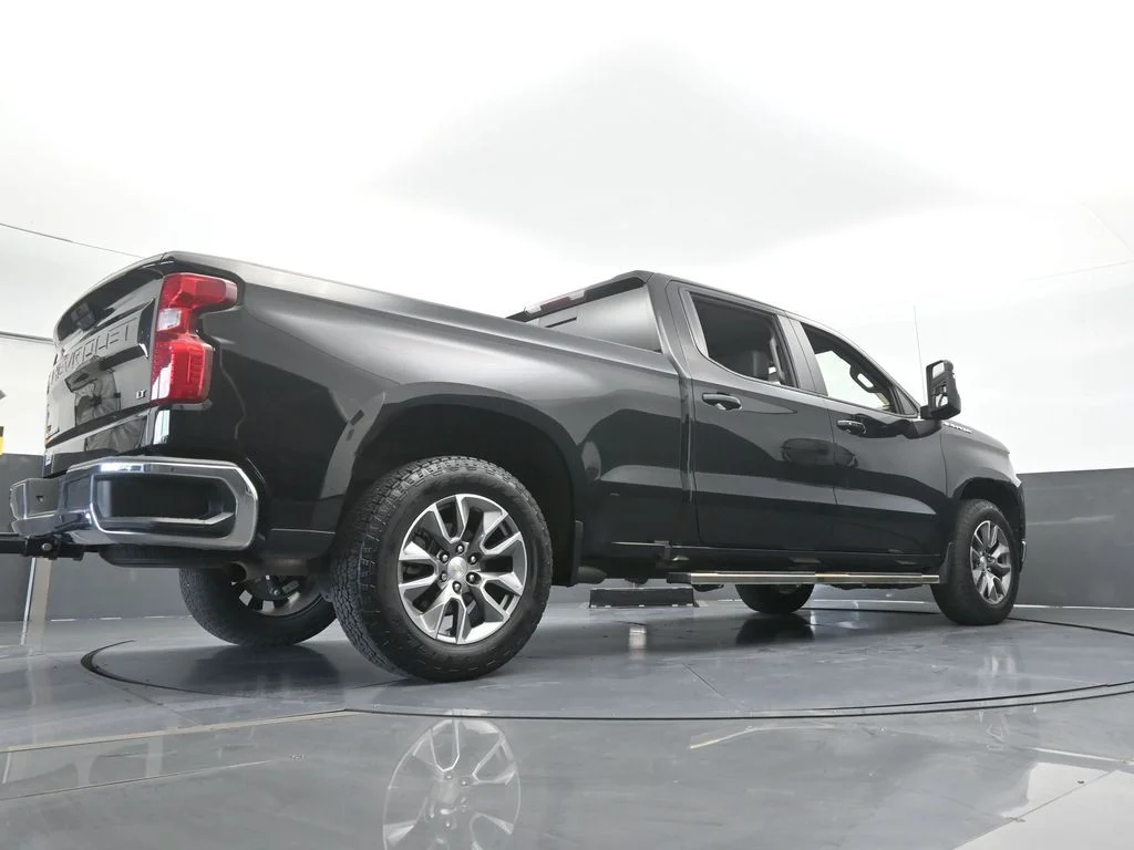 Used 2021 Black Chevrolet LT image 60