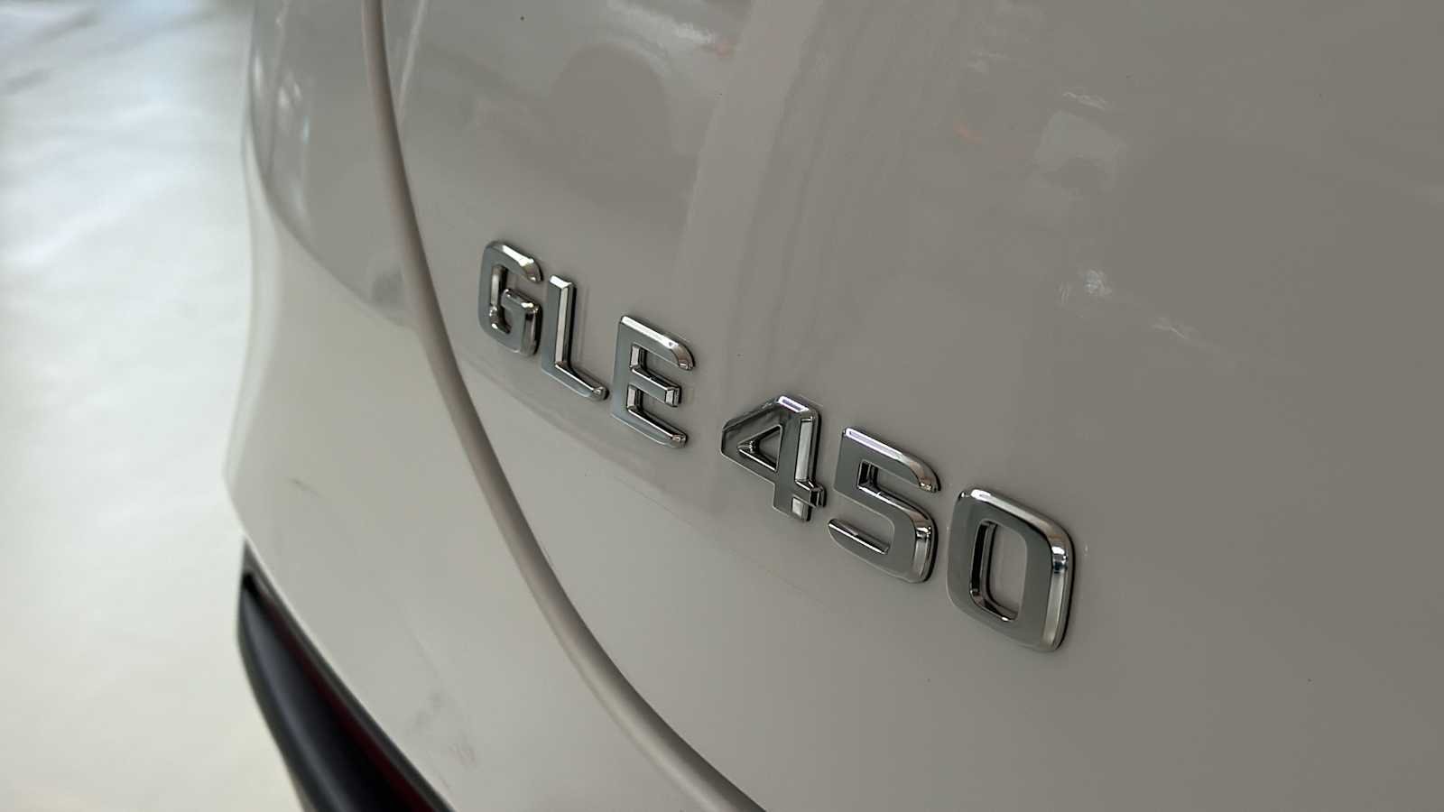 New 2026 Polar White Mercedes-Benz GLE 450 image 9