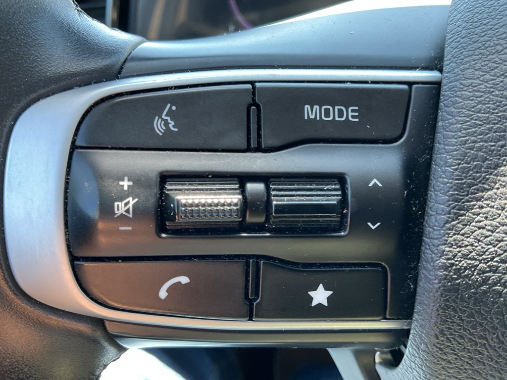 Used 2023 Glacial White Pearl Kia EX image 25