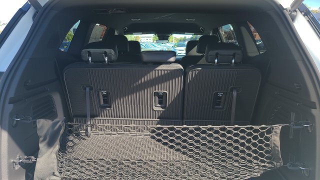 New 2027 Summit White GMC Elevation image 27