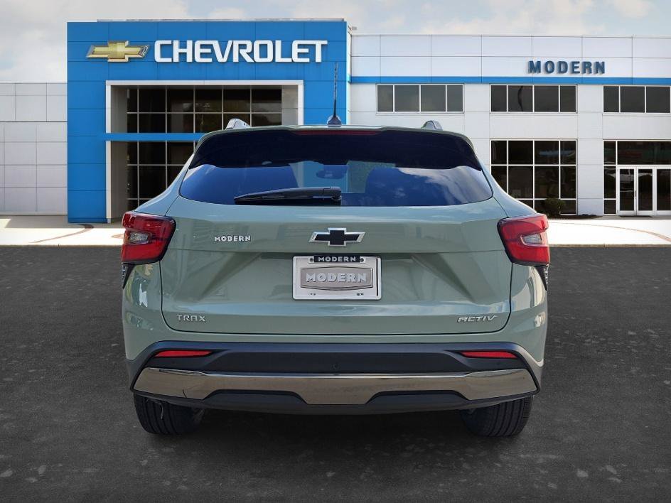 New 2026 Cacti Green Chevrolet ACTIV image 4