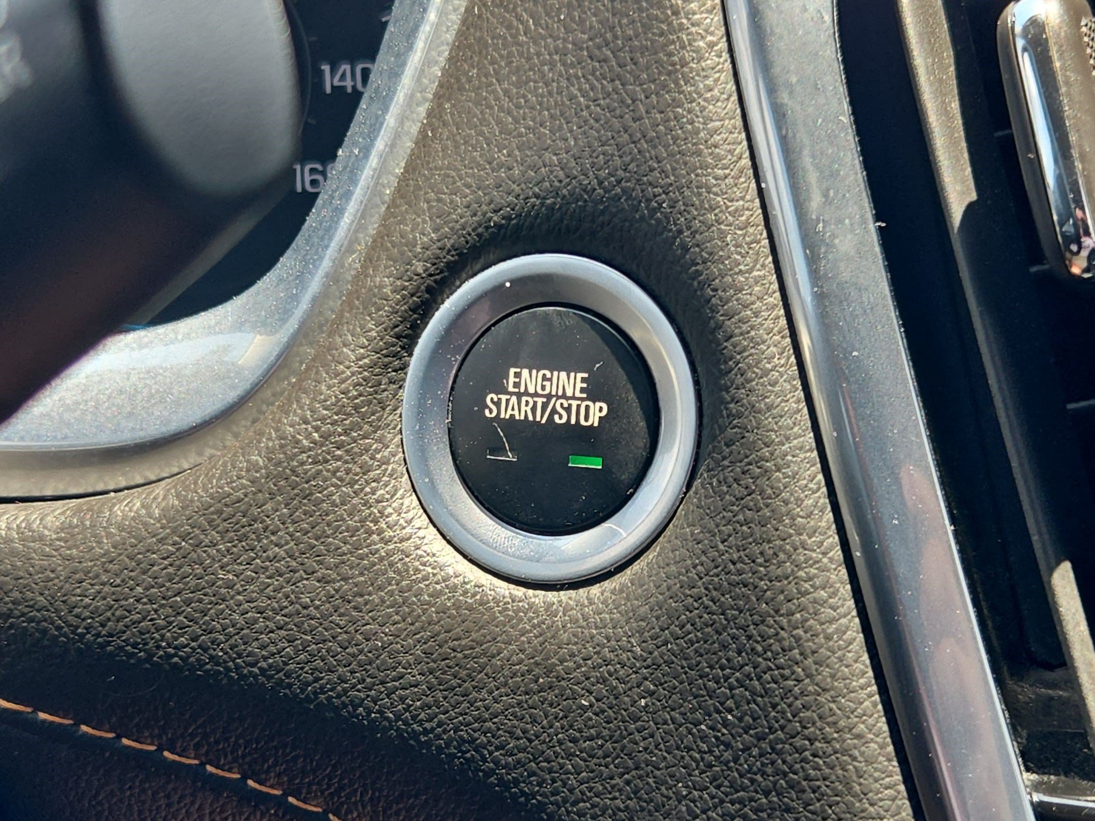Used 2019 Cajun Red Tintcoat Chevrolet LT image 18