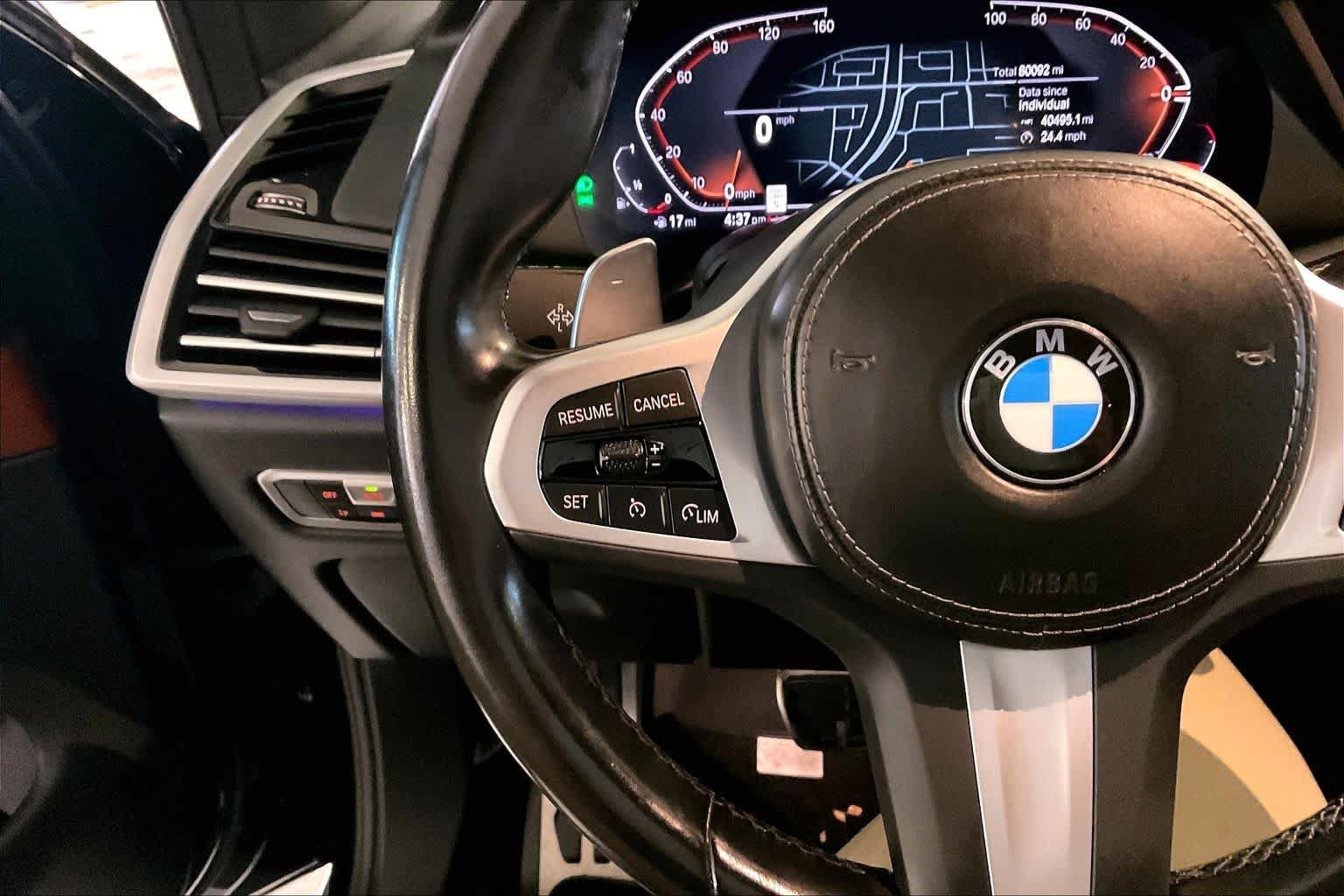 Used 2022 Black Sapphire Metallic BMW sDrive40i image 22