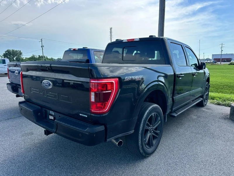 Used 2022 Black Metallic Ford XLT 4WD SuperCrew 5.5