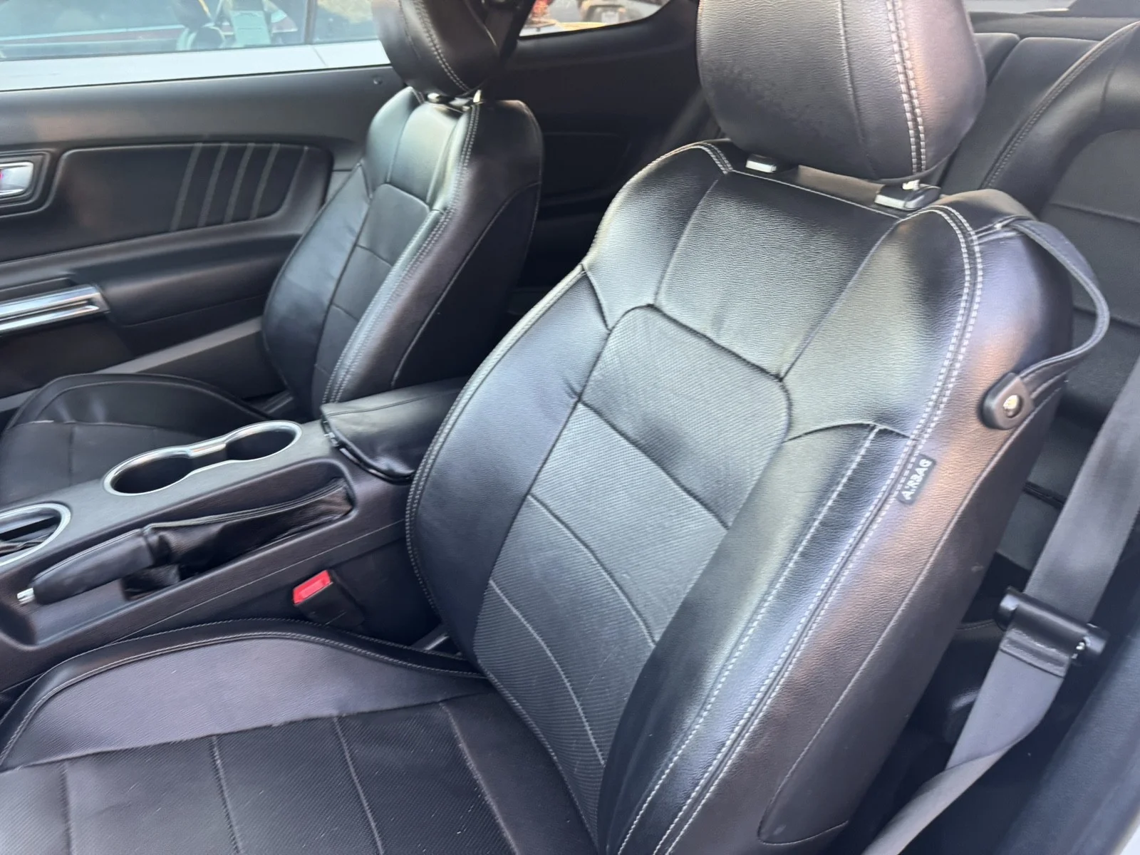 Used 2023  Ford EcoBoost image 9