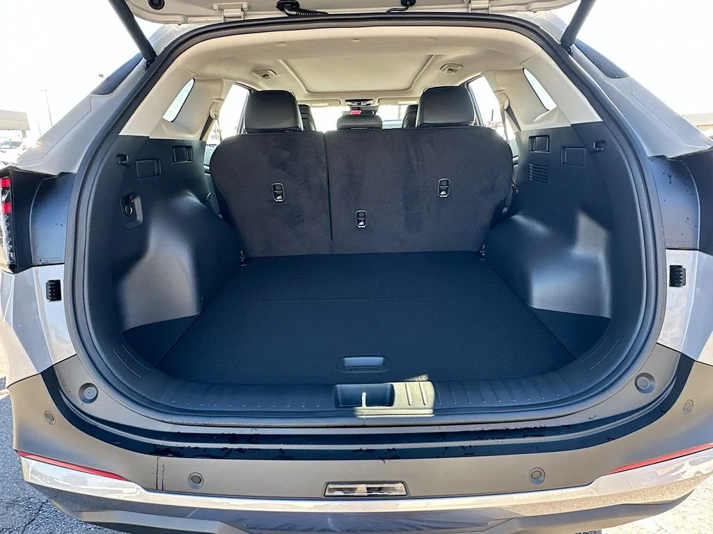 New 2026 Wolf Gray Kia EX image 25