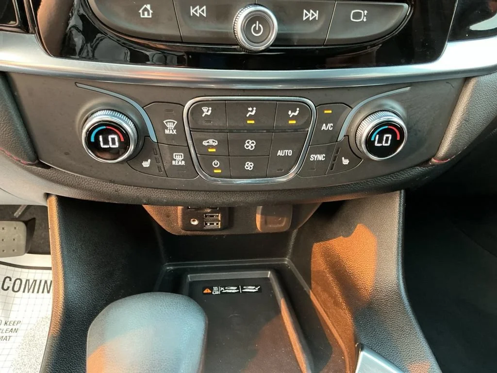 Used 2023 Summit White Chevrolet RS image 17