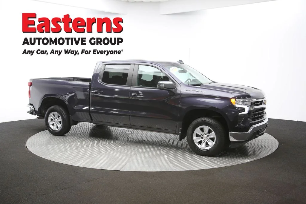 Used 2023 Gray Chevrolet LT image 47