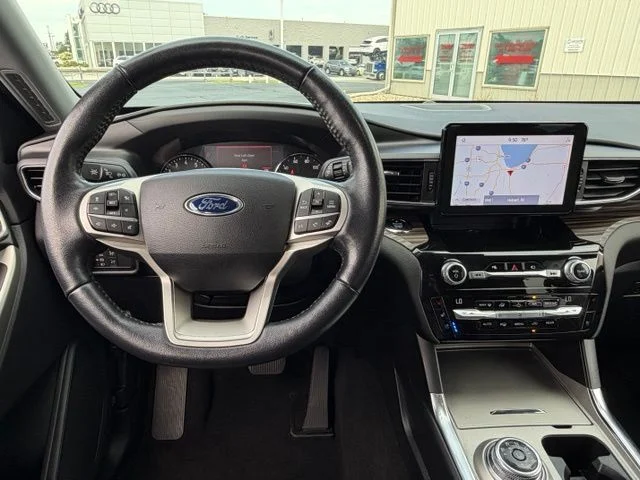 Used 2021 Black Ford Limited image 17