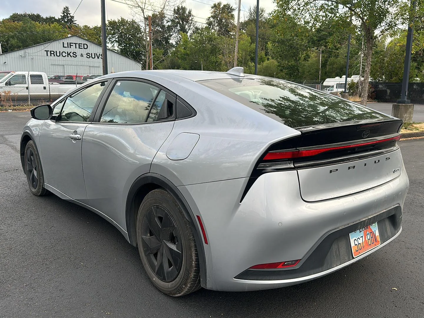 Used 2025 Cutting Edge Toyota LE image 2