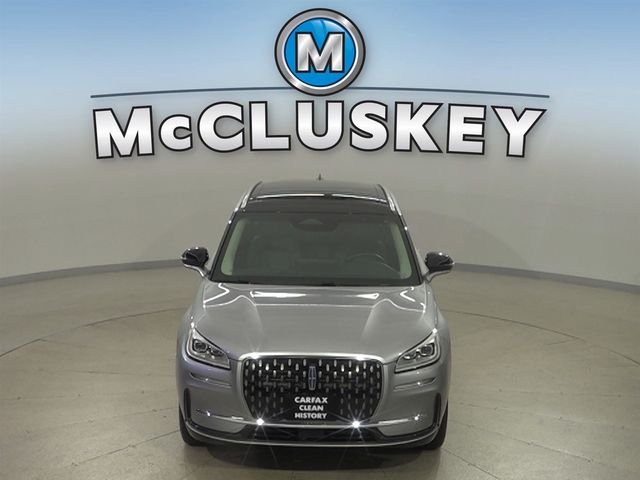 Used 2023 Silver Lincoln Grand Touring image 16