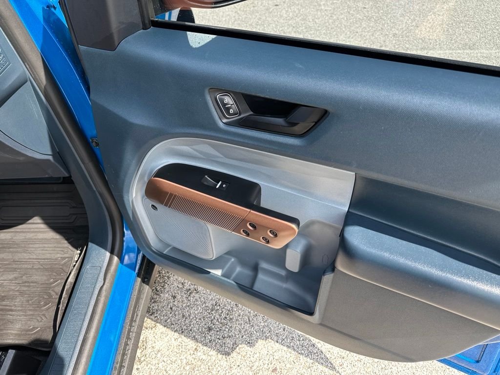 Used 2022 Blue Ford Lariat image 13