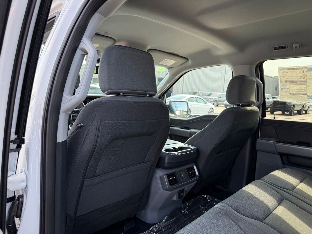 New 2026 Oxford White Ford XLT image 10