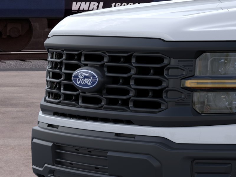 New 2026 Oxford White Ford XL image 17