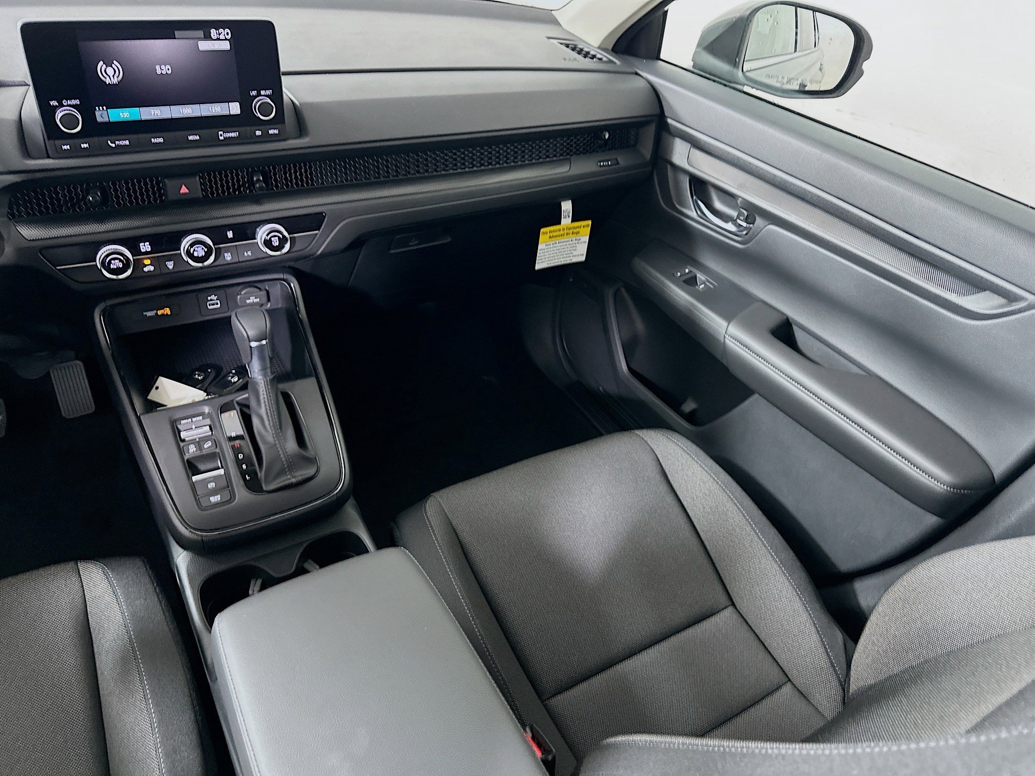 2025 Honda CR-V LX - Photo 16