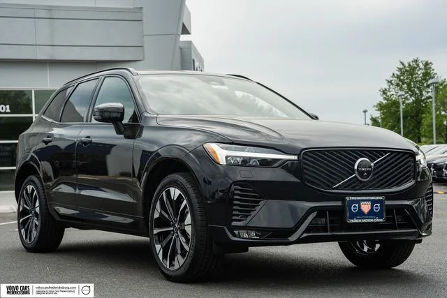 2026 Volvo XC60 B5 Plus