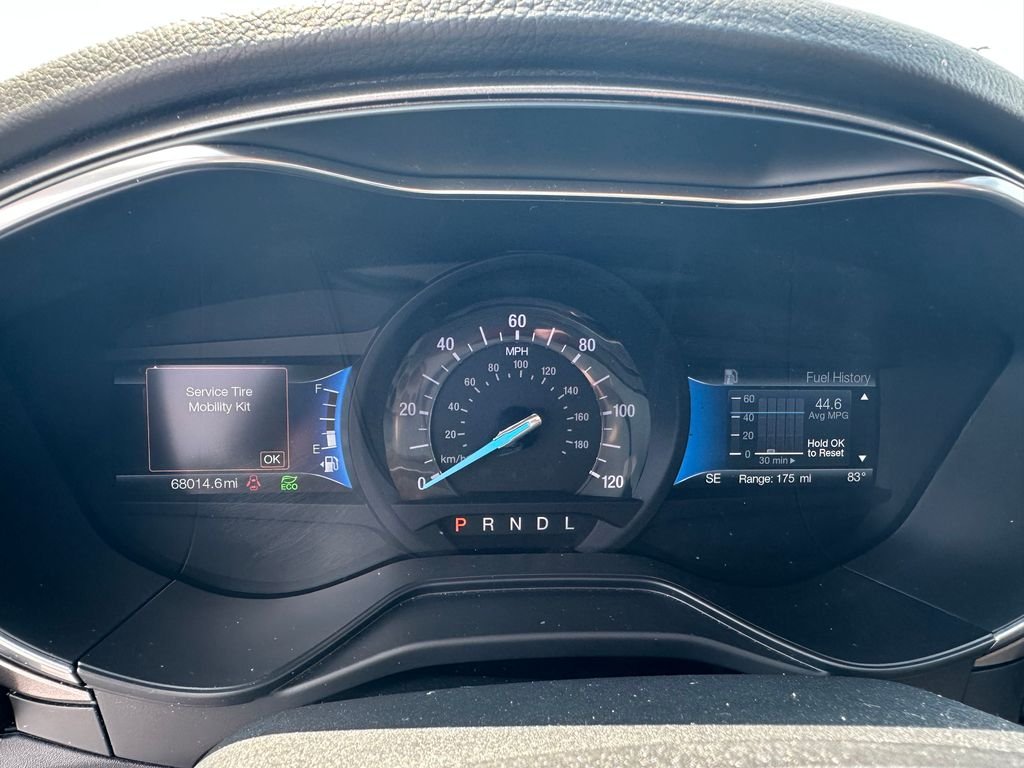 Used 2020 White Ford SE image 18