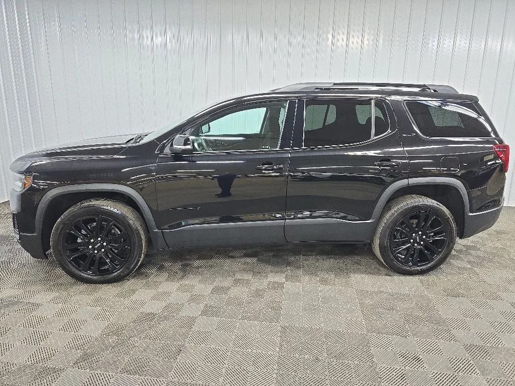Used 2023 Black GMC SLE image 5