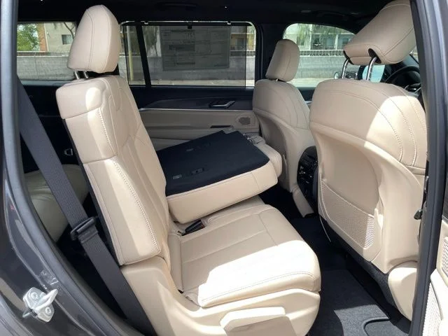 2025 Jeep Grand Cherokee L Limited - Photo 47
