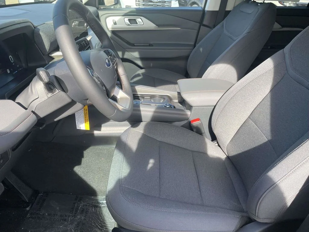 New 2026 Black Ford Active image 13