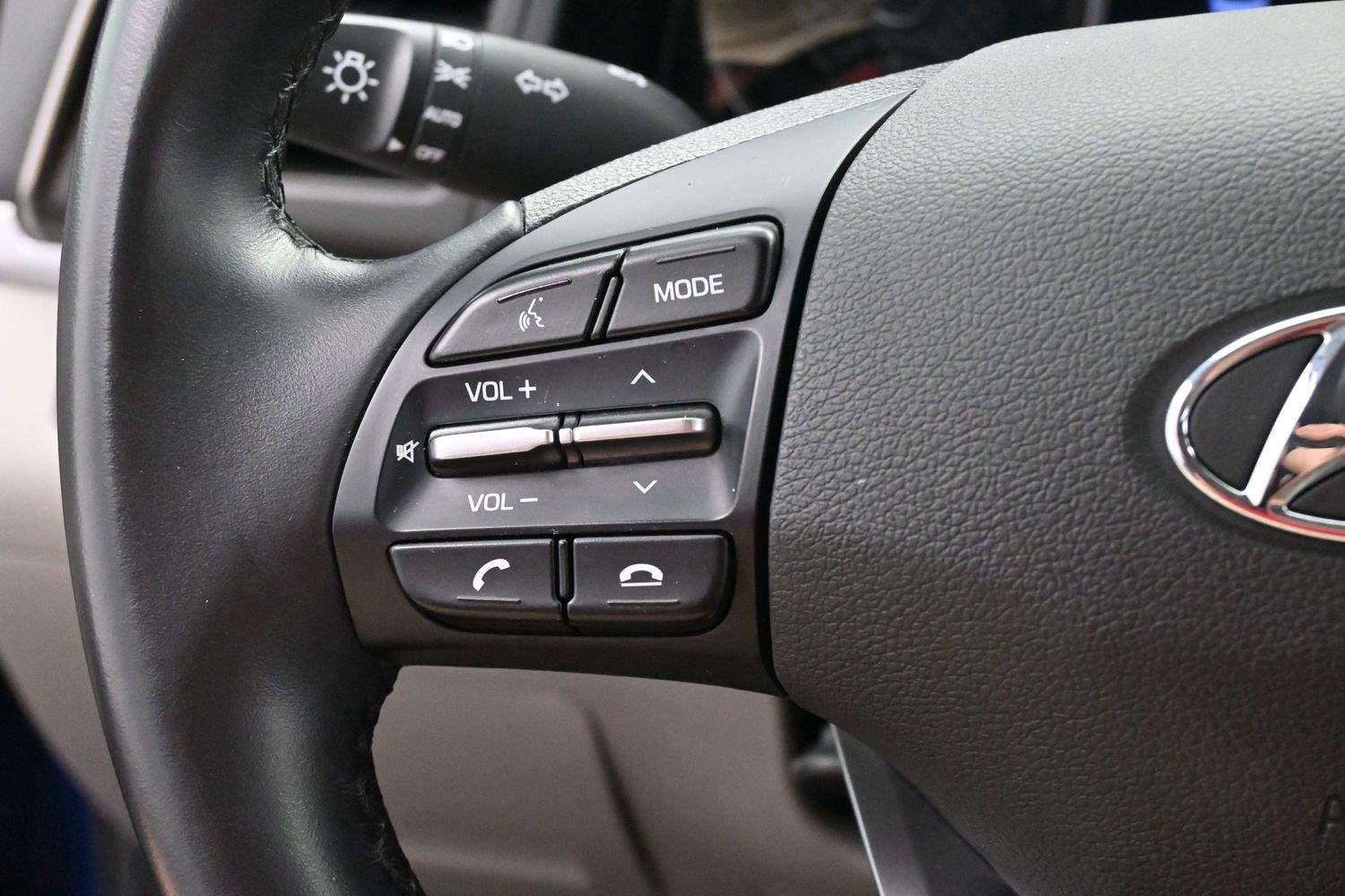 Used 2020 Lakeside Blue Hyundai Value Edition image 16