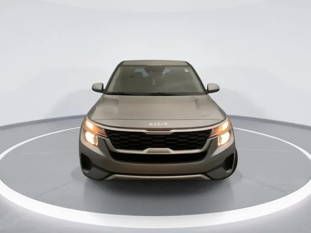Used 2023 Gray Kia LX image 7
