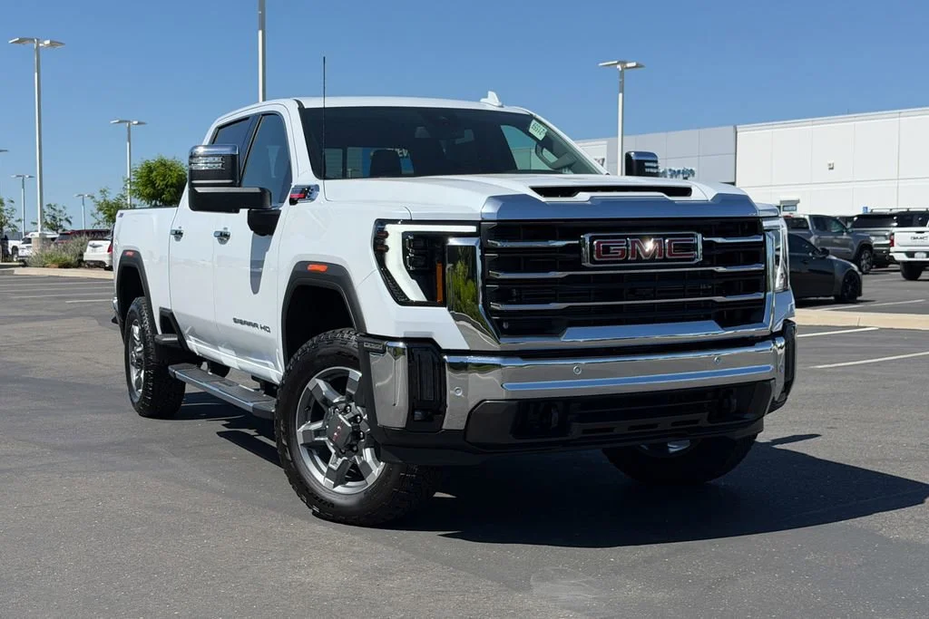 New 2026 Glacier White Tricoat GMC SLT image 1