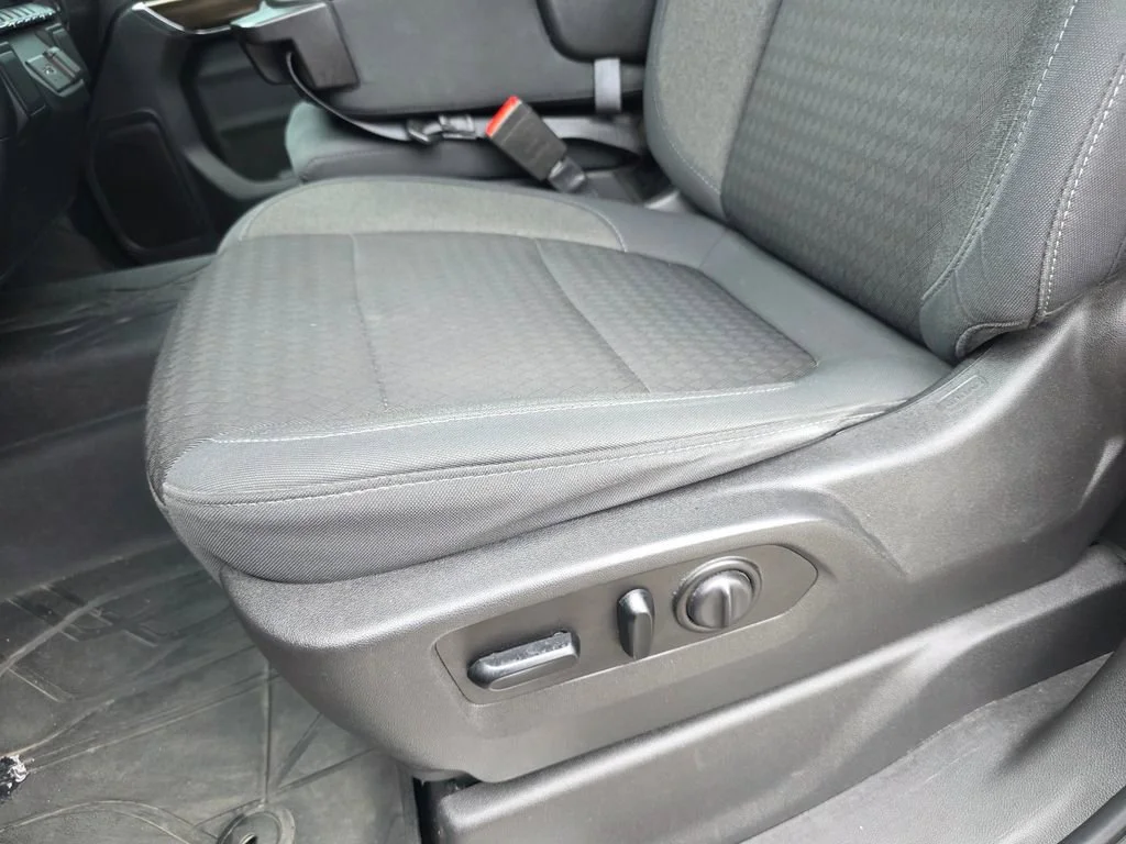 Used 2020 BLACK Chevrolet LT image 12