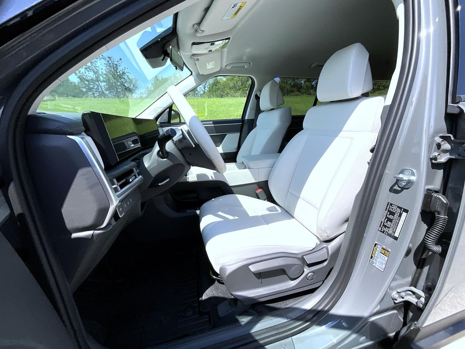 Certified Used 2026 Gray Hyundai SE image 10