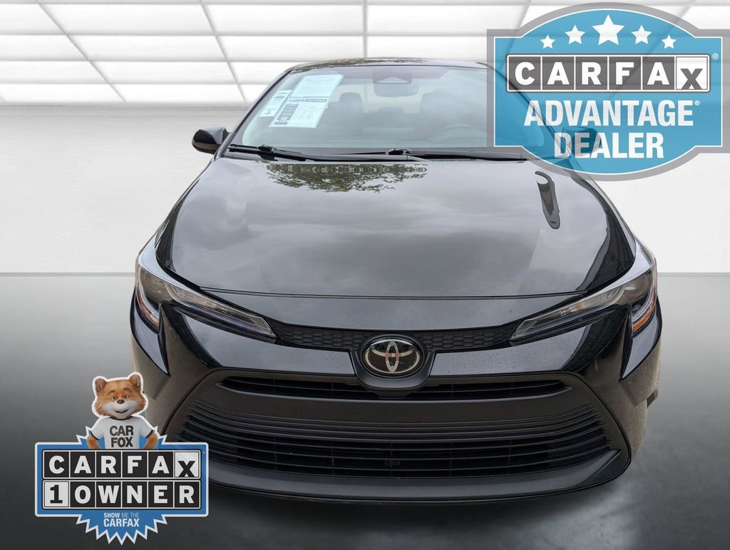 2025 Toyota Corolla LE - Photo 24