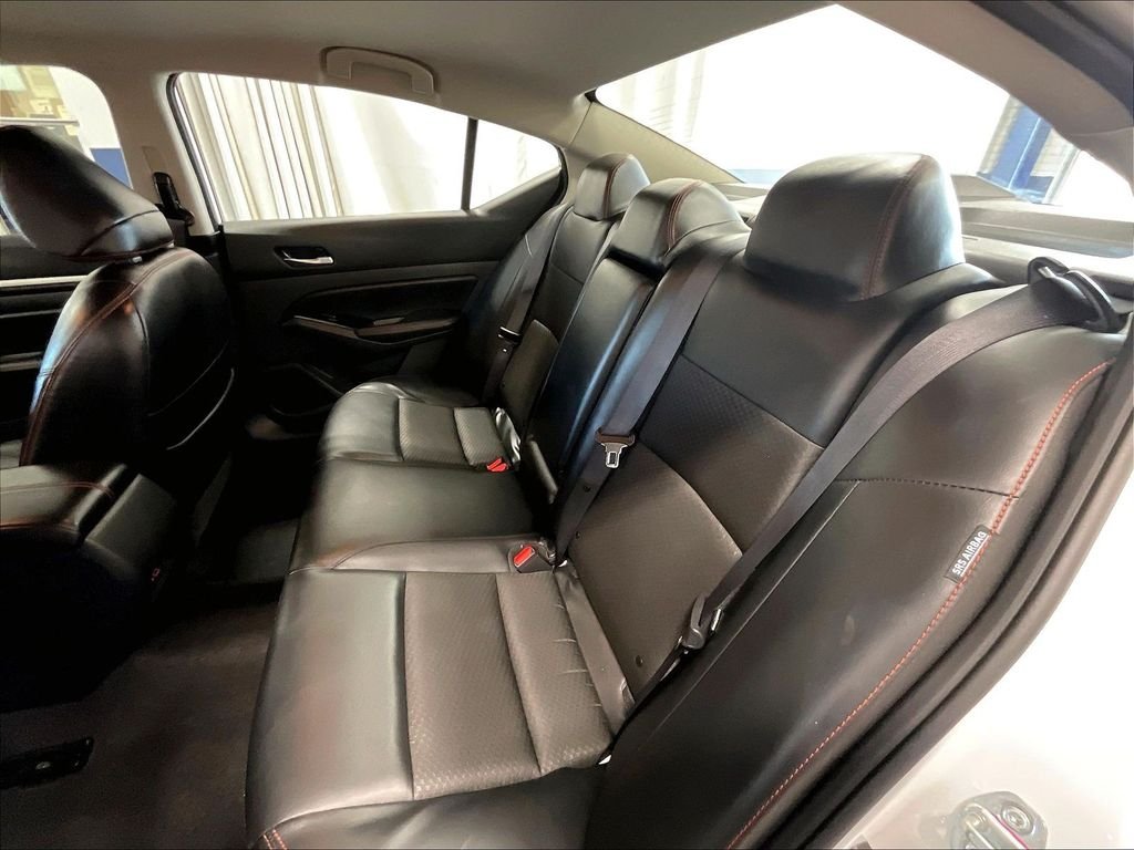 Certified Used 2024 White Nissan 2.5 SR image 15