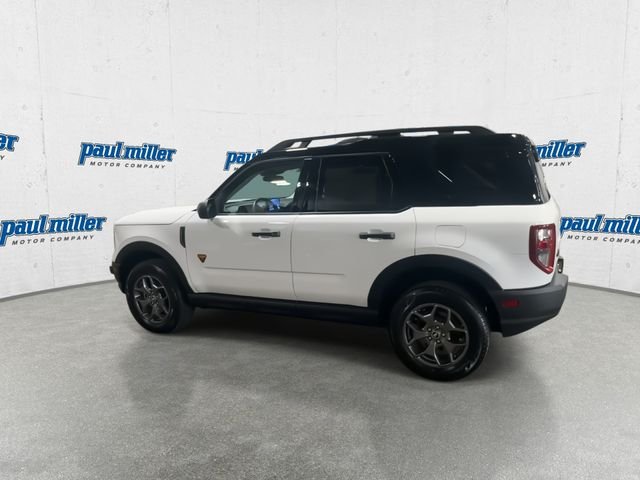 Used 2023 White Ford Badlands image 7