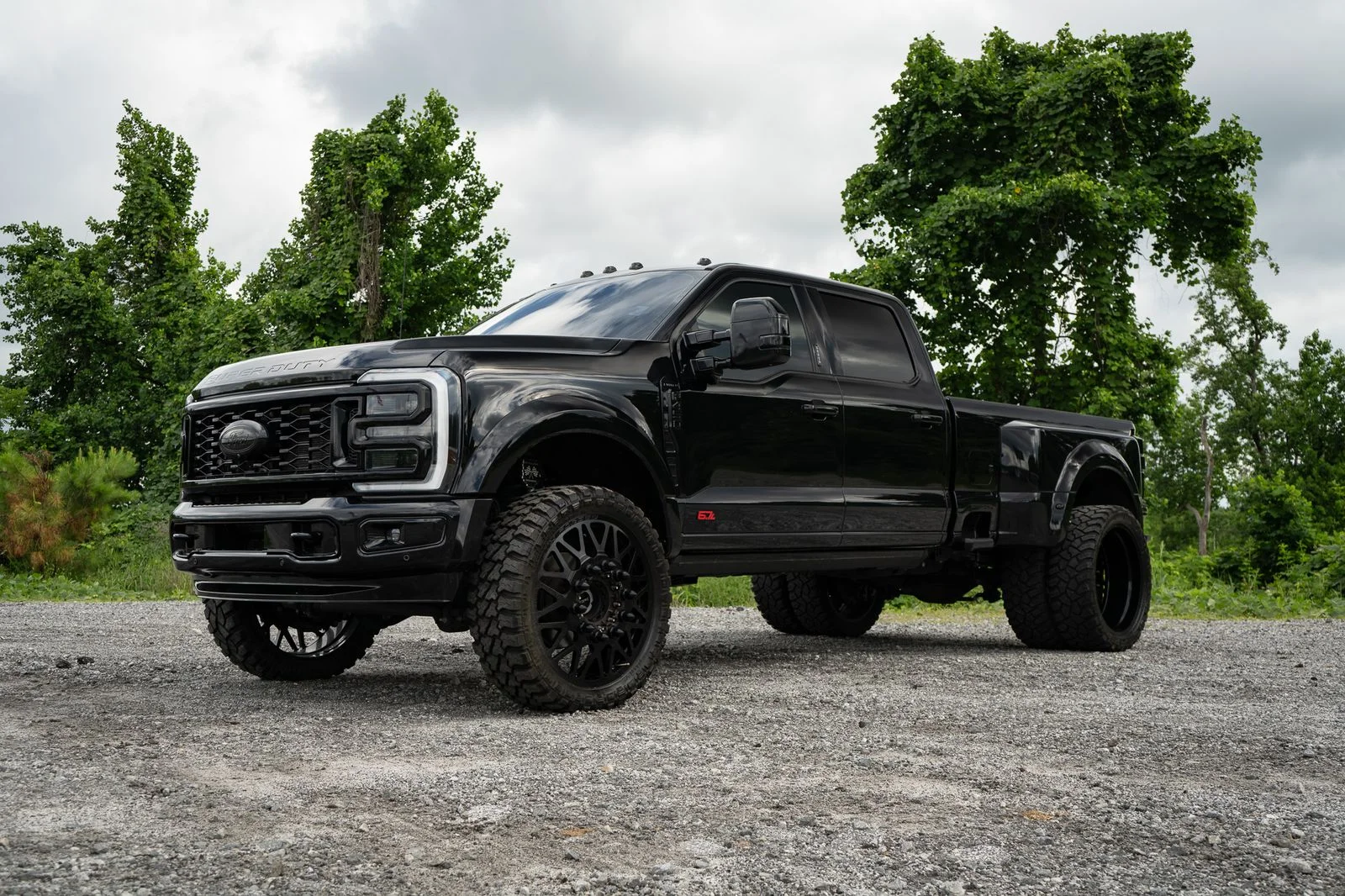 Used 2024 Black Ford Limited image 9