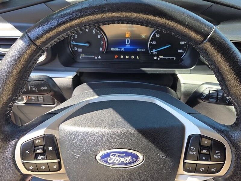 Used 2021 Stone Gray Metallic Ford XLT image 24