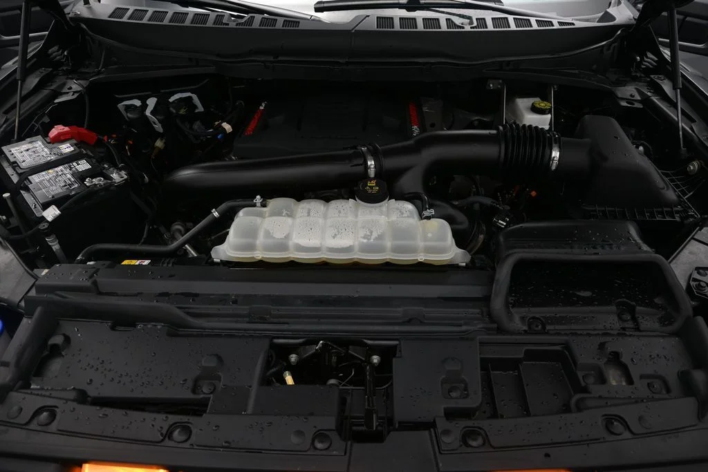Used 2025 Gray Metallic Ford Raptor image 11