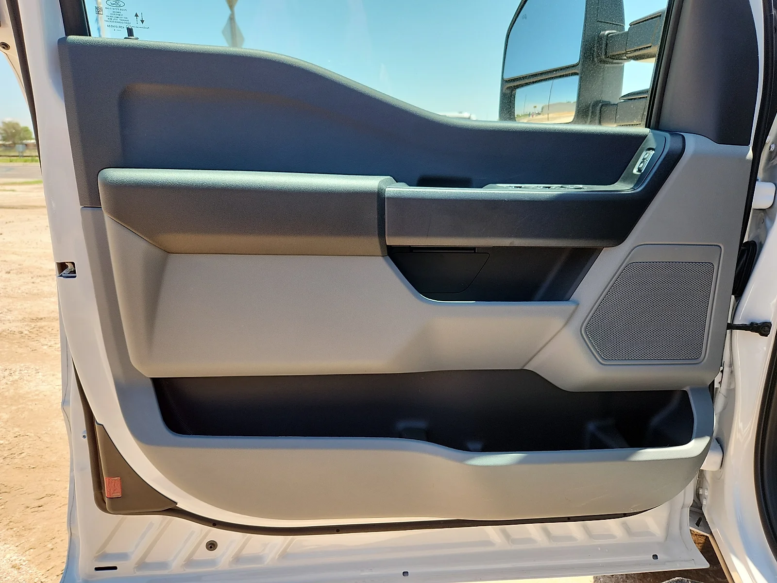 New 2026 Oxford White Ford F-350® XL image 13