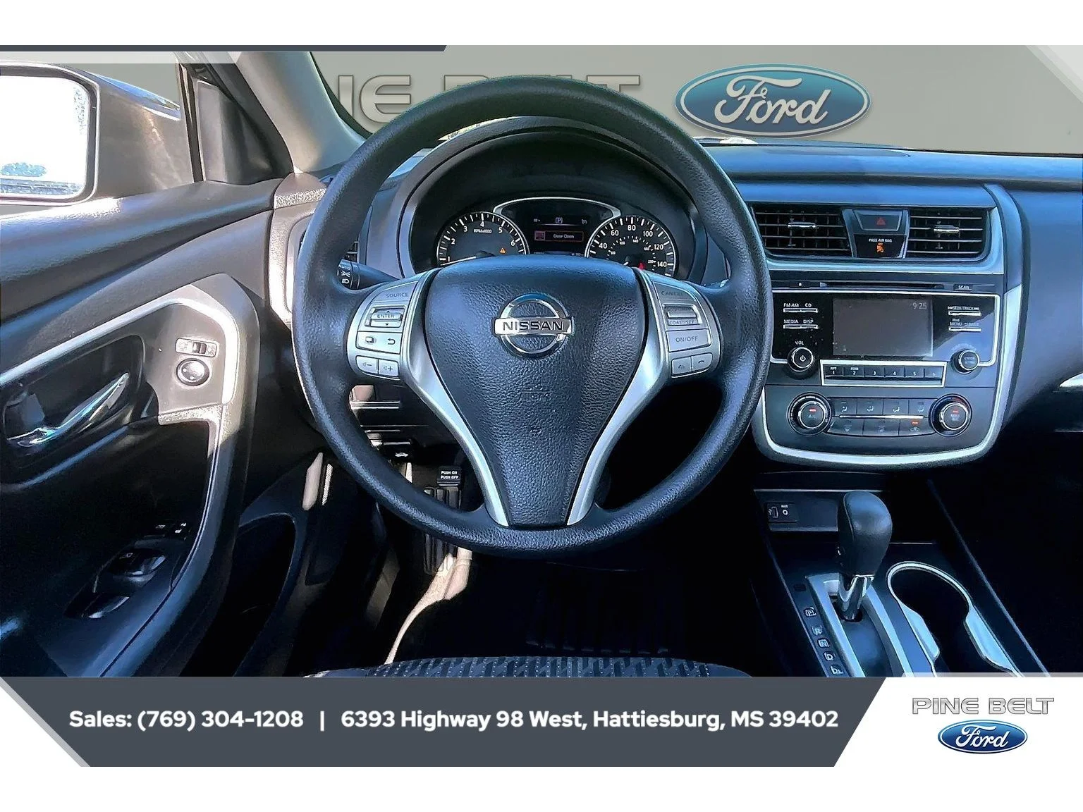Used 2017 Super Black Nissan 2.5 S image 5