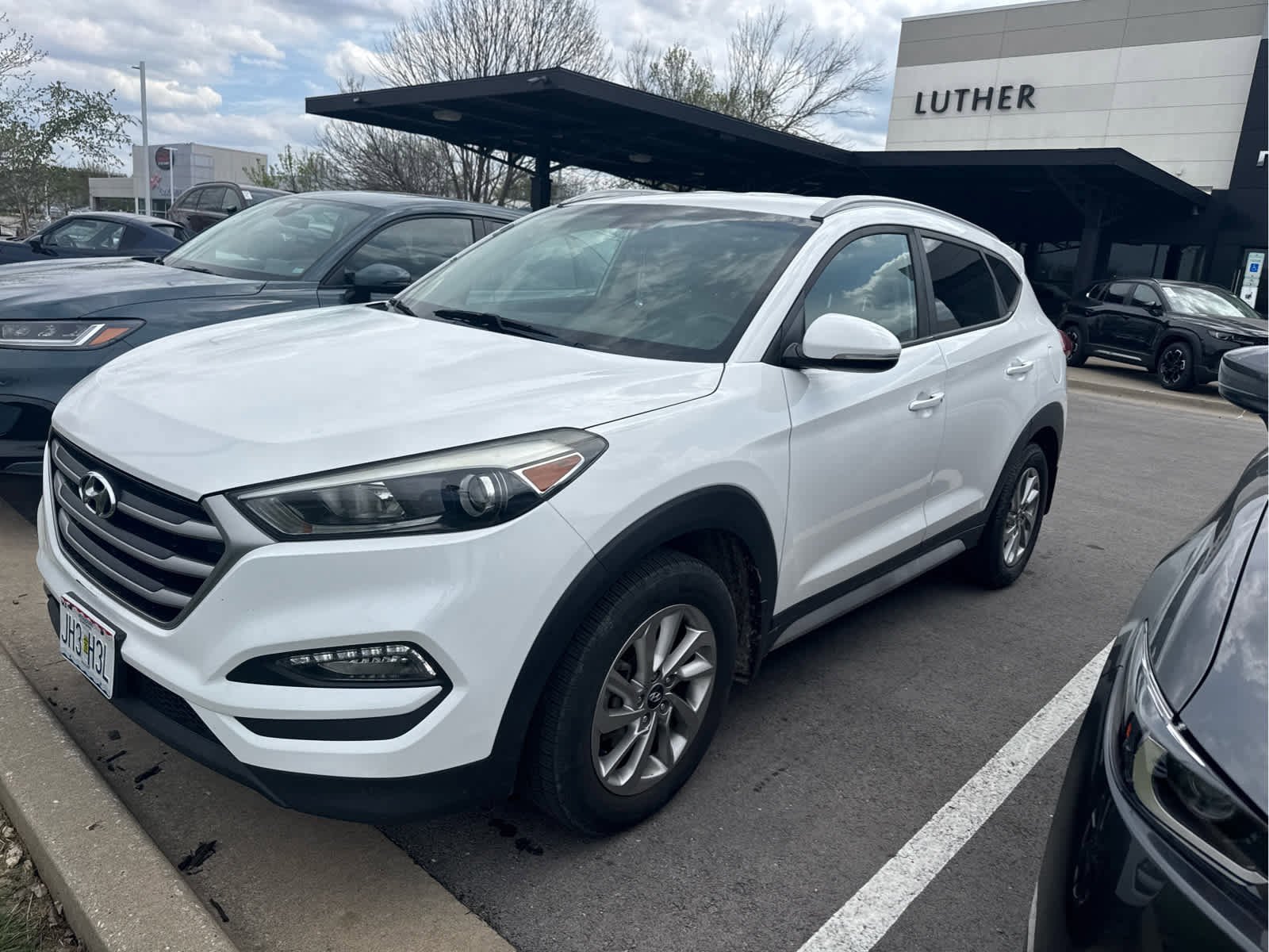 Used 2018 Hyundai Tucson SEL with VIN KM8J33A42JU799526 for sale in Kansas City
