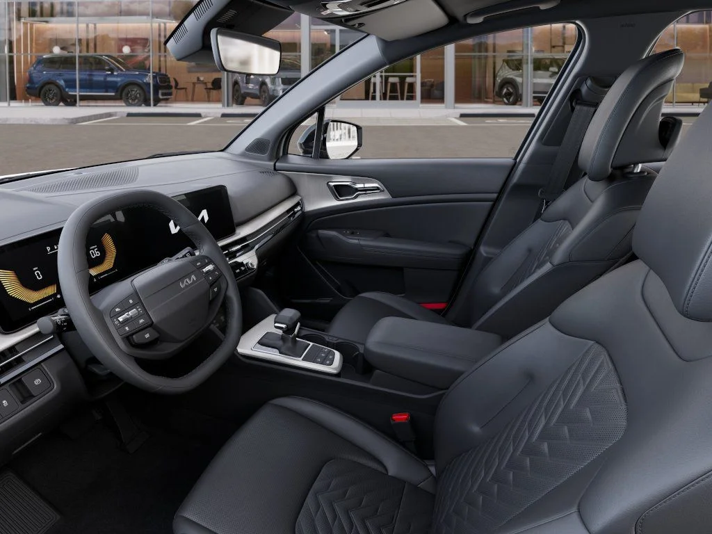 New 2027 Glacial White Pearl/Ebony Black Roof Kia X-Line image 17