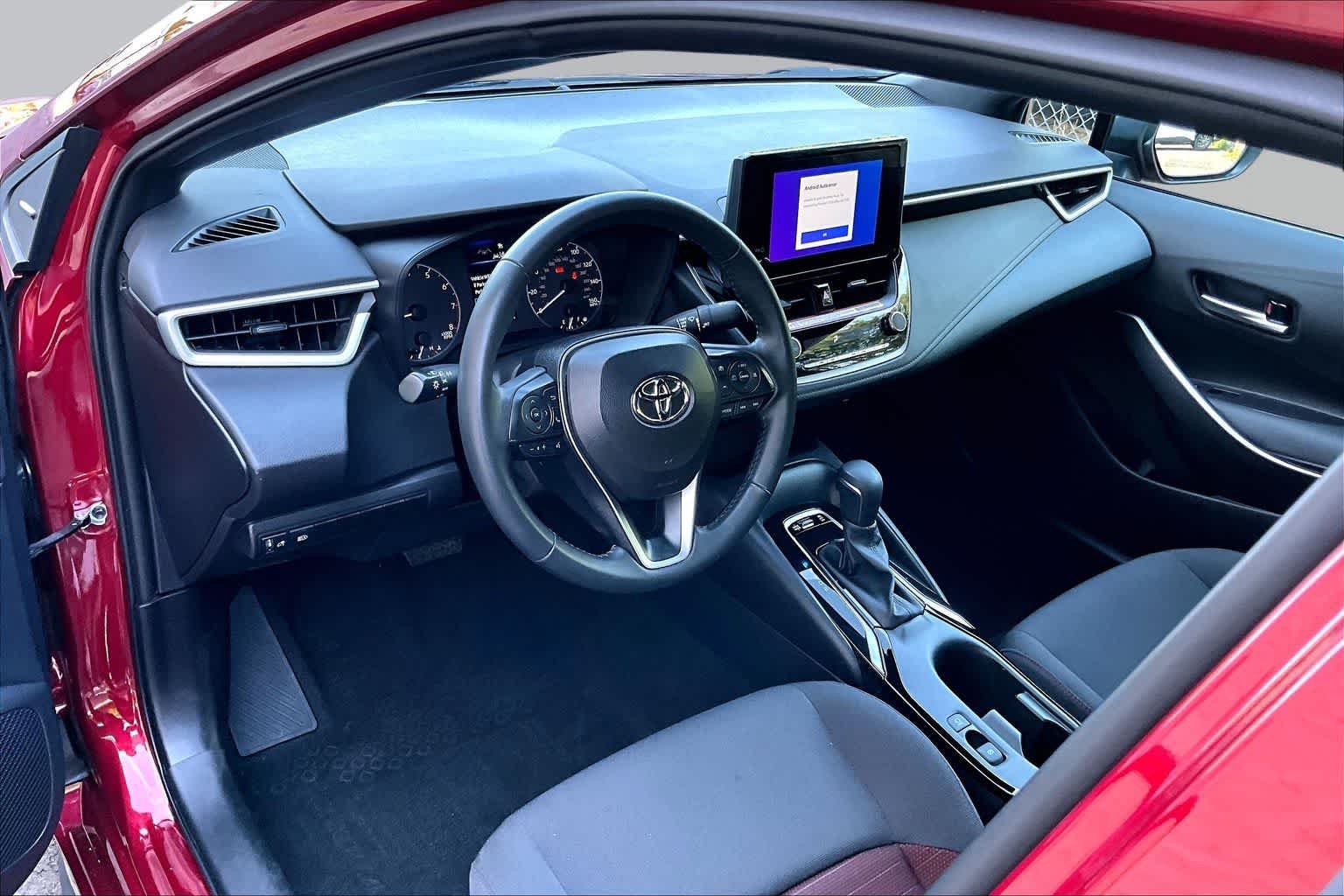 Used 2025 Ruby Flare Pearl Toyota SE image 17