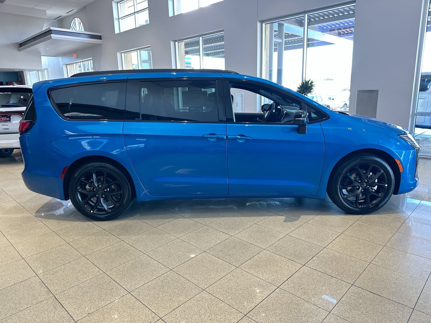 New 2027 Hydro Blue Pearlcoat Chrysler Limited image 9