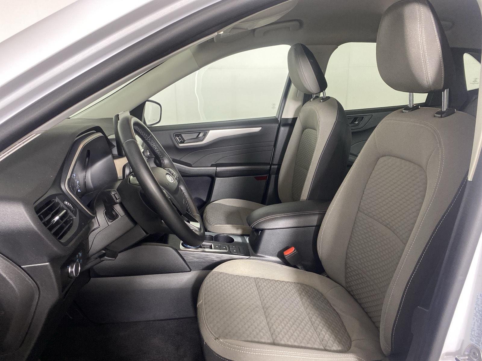 Used 2022 Oxford White Ford  image 13