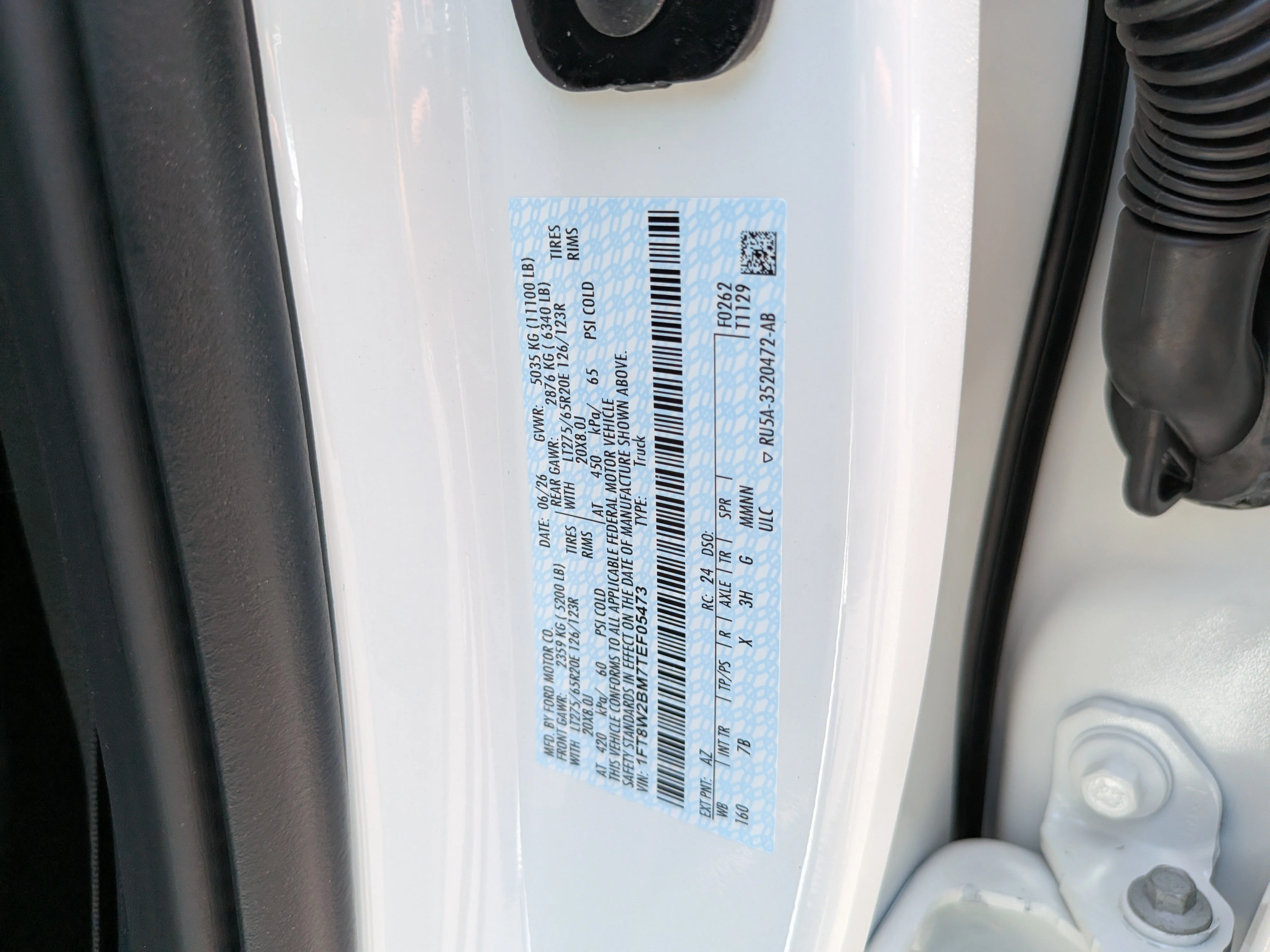 New 2026 Star White Metallic Tri-Coat Ford F-250® Platinum® image 39