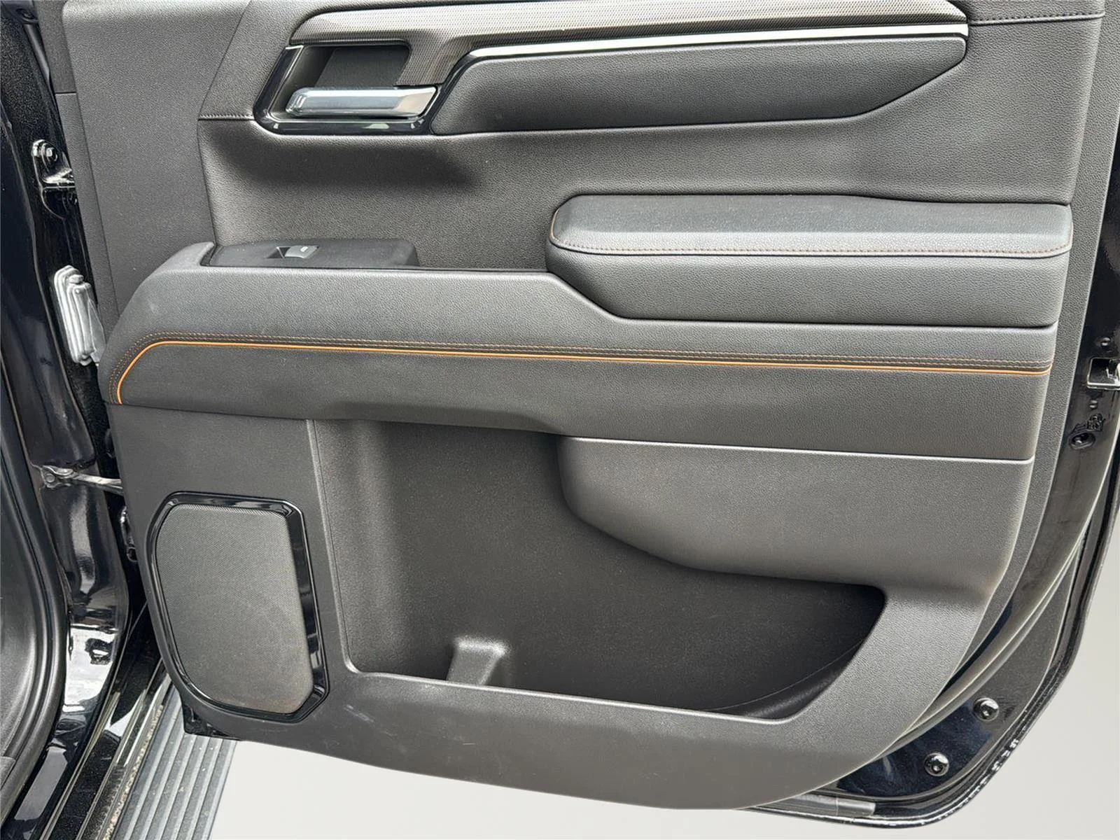 Used 2022 Onyx Black GMC AT4 image 27