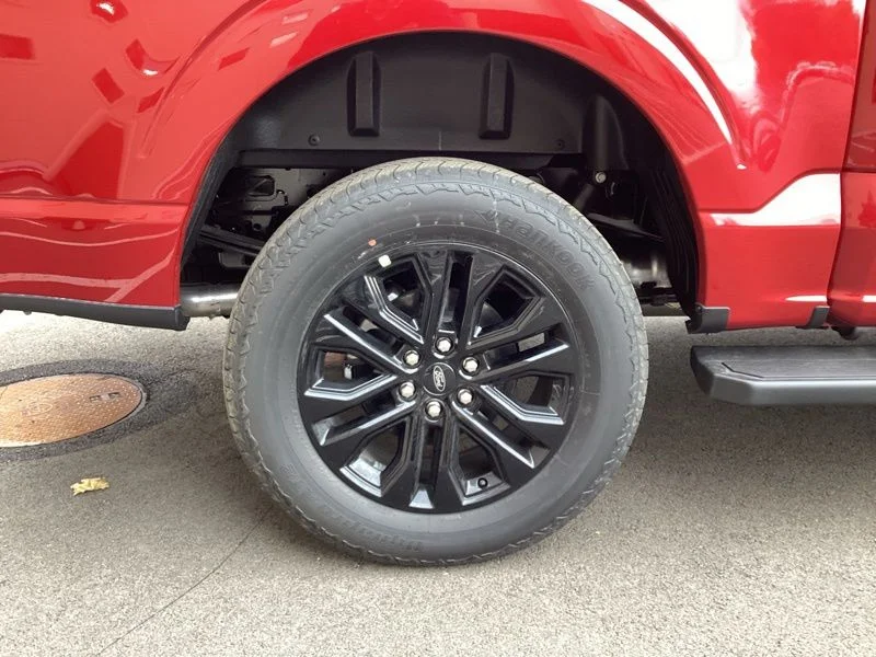 2025 Ford F-150 Lariat - Photo 9