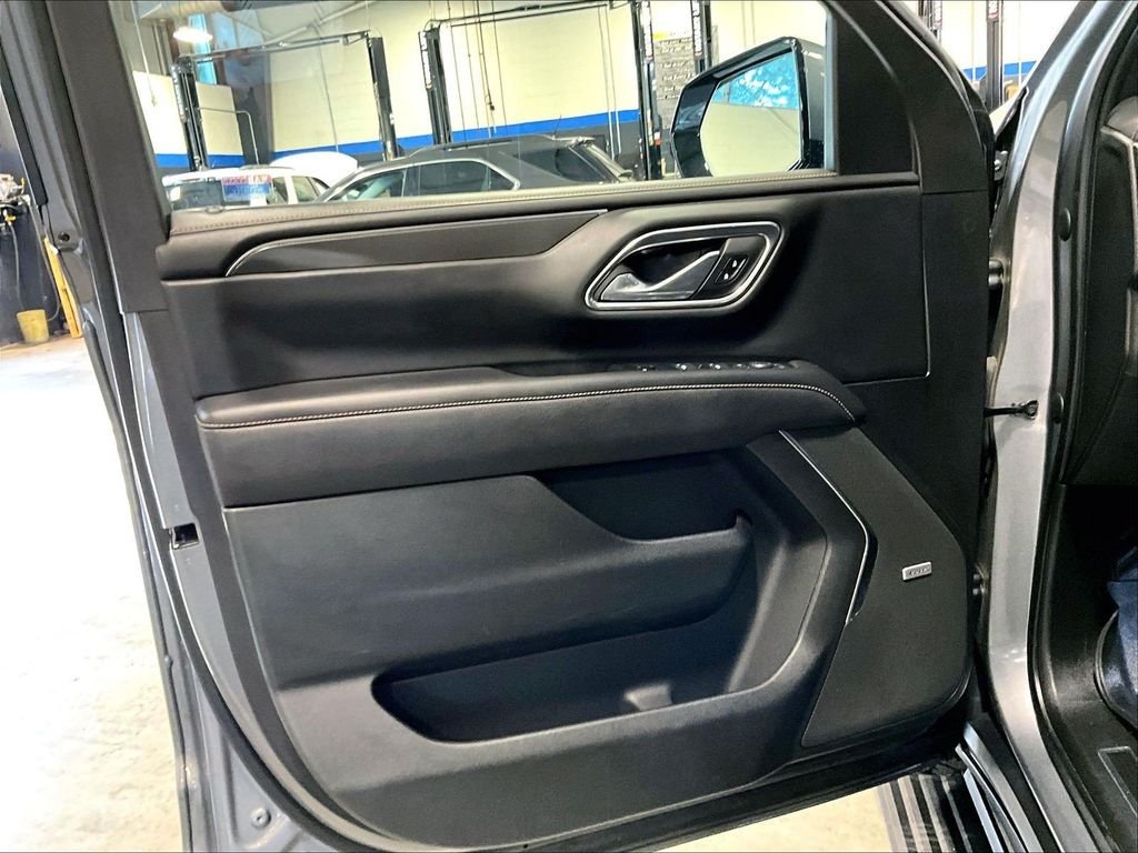 Used 2021 Gray GMC AT4 image 9
