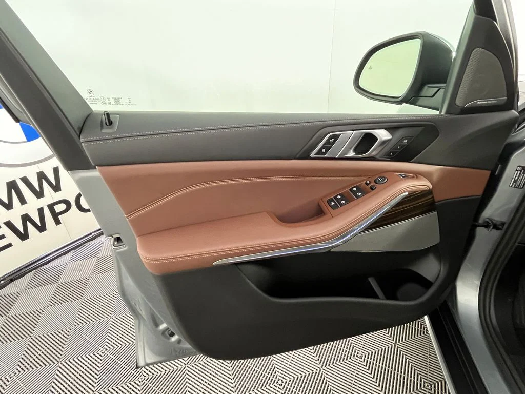 Certified Used 2026 Gray BMW xDrive40i image 27
