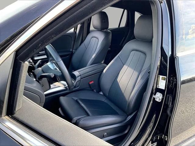 Used 2025 Black Mercedes-Benz GLA 250 image 10